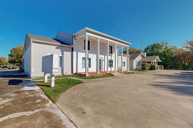 409 W Main St in Whitesboro, TX - Building Photo - Building Photo