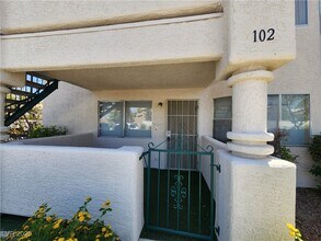 1412 Oak Rock Dr in Las Vegas, NV - Building Photo - Building Photo