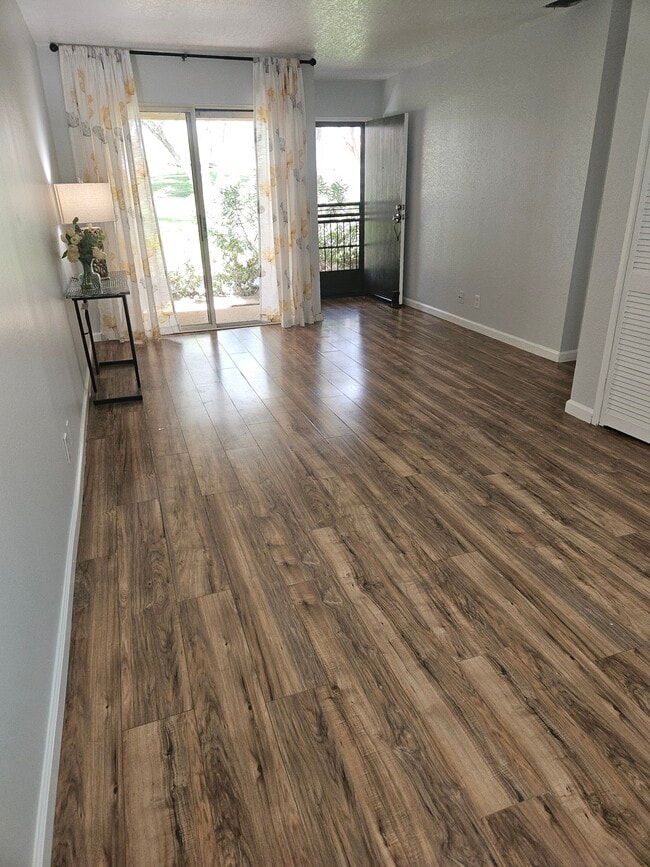 property at 2809 Los Felices Cir E