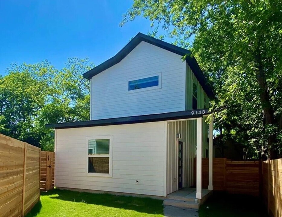 914 Vasquez St in Austin, TX - Building Photo