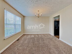 1564 Laurel Ledge Dr in La Vergne, TN - Building Photo - Building Photo