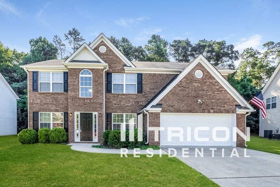 529 McCain Creek Trail in Stockbridge, GA - Building Photo
