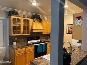 2853 Instone Ct in Westlake Village, CA - Building Photo - Building Photo