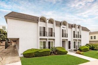 1738 Armacost Ave, in Los Angeles, CA - Building Photo - Building Photo