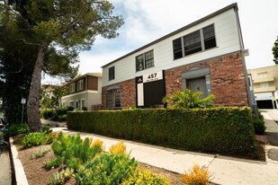 457-459 Kelton Ave in Los Angeles, CA - Building Photo