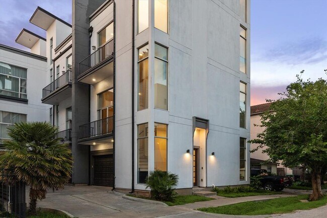 4218 Gibson St in Houston, TX - Building Photo - Building Photo