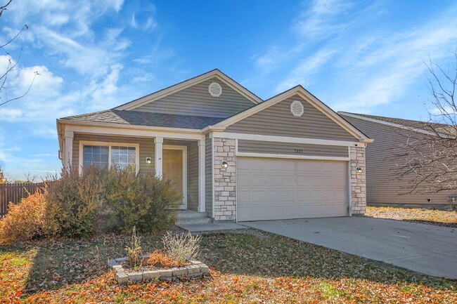 7337 Glenburn Dr in Fountain, CO - Building Photo - Building Photo