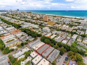 644 Meridian Ave in Miami Beach, FL - Building Photo - Building Photo