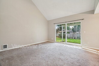 810 NE Pinebrook Ave in Vancouver, WA - Building Photo - Building Photo