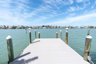 9020 Gulf Blvd in St Pete Beach, FL - Building Photo - Building Photo