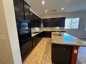 6712 Quantum Dr in Sparks, NV - Building Photo - Building Photo