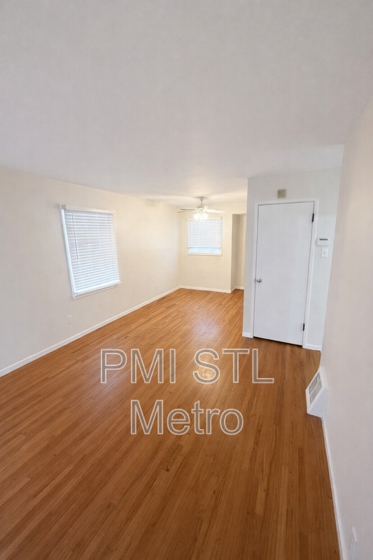 10327 Renfrew Dr in St. Louis, MO - Building Photo - Building Photo