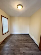225 Holland St, Unit 2 in Somerville, MA - Building Photo - Building Photo