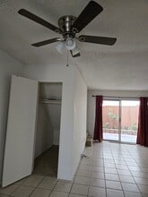 2704 Ruhland Ave, Unit 3 in Redondo Beach, CA - Foto de edificio - Building Photo