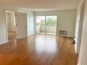 406 W Azeele St in Tampa, FL - Building Photo - Building Photo