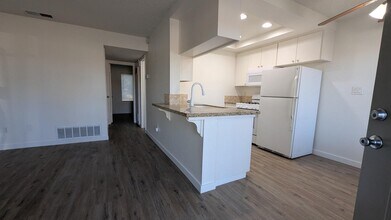 82823 Davis Dr in Indio, CA - Building Photo - Building Photo