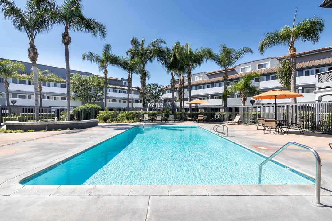 Emerald Ridge Apartments in Garden Grove, CA - Building Photo