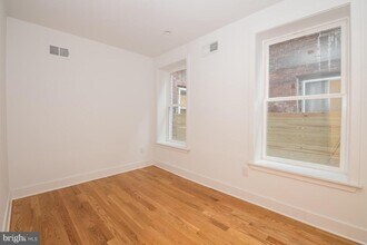 614 W Norris St-Unit -UNIT 1 in Philadelphia, PA - Building Photo - Building Photo