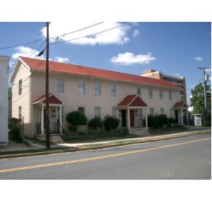 514 Sophia St in Fredericksburg, VA - Foto de edificio - Building Photo