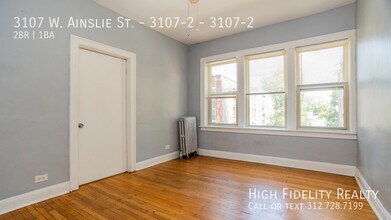 3107 W Ainslie St in Chicago, IL - Foto de edificio - Building Photo