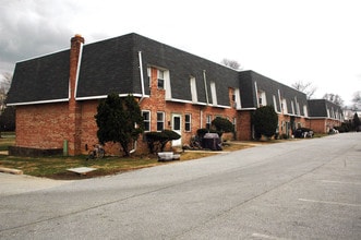 Willow Bend Townhomes in West Chester, PA - Foto de edificio - Building Photo