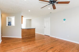 10007 Nevada Ave in Smyrna, TN - Building Photo - Building Photo