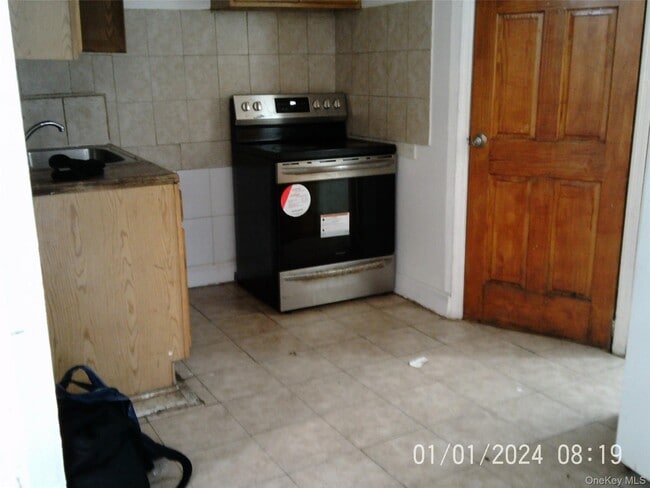 745 E 83rd St in Brooklyn, NY - Building Photo - Building Photo