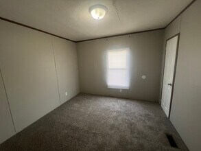 30 Locust St in Hopkinsville, KY - Foto de edificio - Building Photo