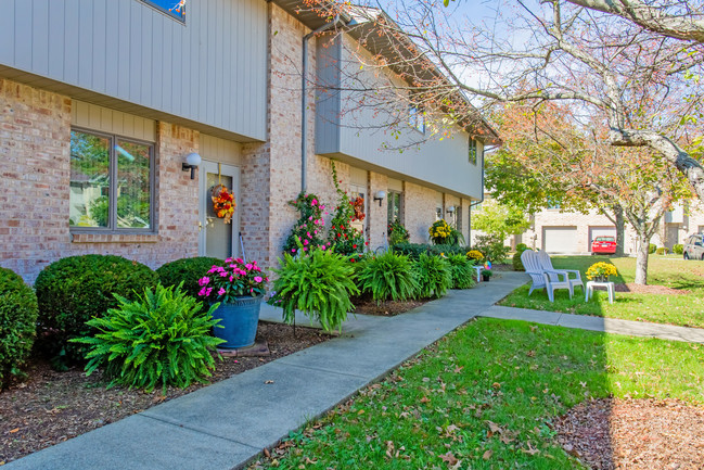 The Landing at Latrobe in Latrobe, PA - Building Photo - Building Photo