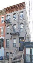 139 Hoyt St Apartments