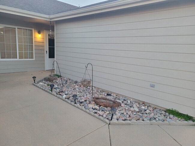 1414 Martin Ave in Salina, KS - Building Photo - Building Photo
