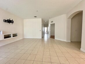 1002 Shoma Dr in West Palm Beach, FL - Building Photo - Building Photo
