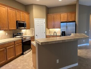 2878 Fort Mojave Dr in Bullhead City, AZ - Building Photo - Building Photo