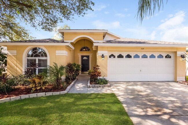 property at 1614 Allenton Ave