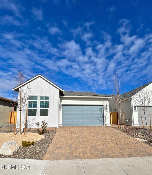 2344 Rocky Anchor Ln in Sparks, NV - Building Photo