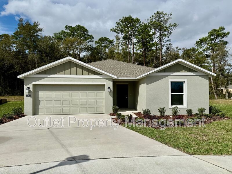 1390 Inkberry Cir in DeLand, FL - Building Photo