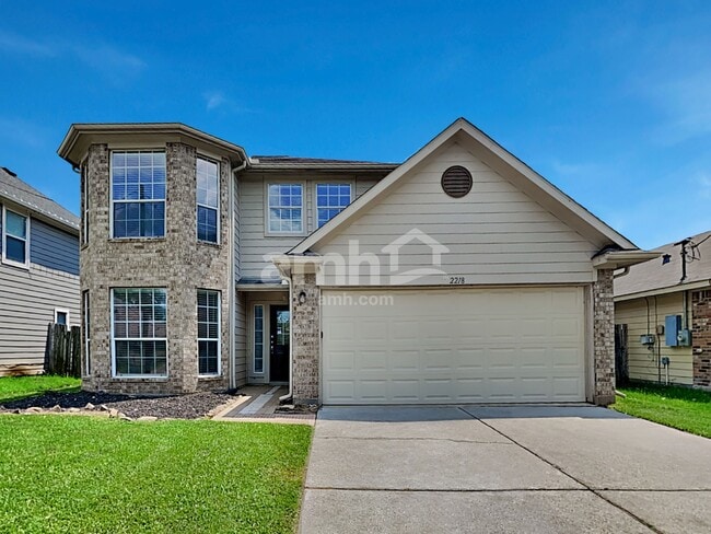 property at 2218 Shady Pine Dr