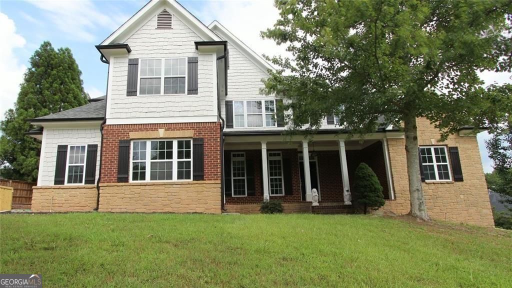 9195 Hannahs Crossing Dr in Gainesville, GA - Foto de edificio