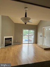 211 Park Pl Dr in Cherry Hill Township, NJ - Building Photo - Building Photo