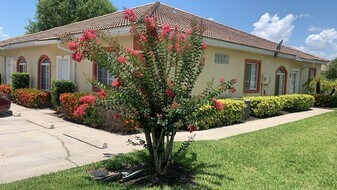 361 Port Pleasant Dr in Poinciana, FL - Building Photo