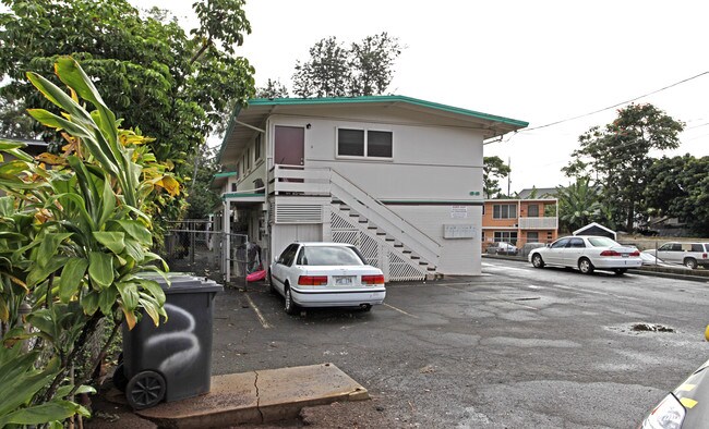 66 Lakeview Cir in Wahiawa, HI - Building Photo - Building Photo