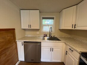 13625 SE Rhine St in Portland, OR - Building Photo - Building Photo