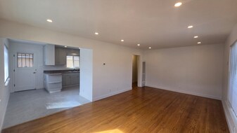 1269-1269 147th Ave, Unit 5 in San Leandro, CA - Building Photo