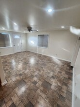 190 N 6th St in Grover Beach, CA - Building Photo - Building Photo