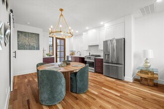 4611 S 47th St in Rogers, AR - Building Photo - Building Photo