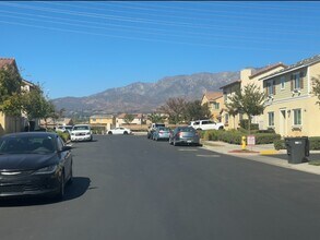 1447 Misty Ln in Beaumont, CA - Building Photo - Building Photo