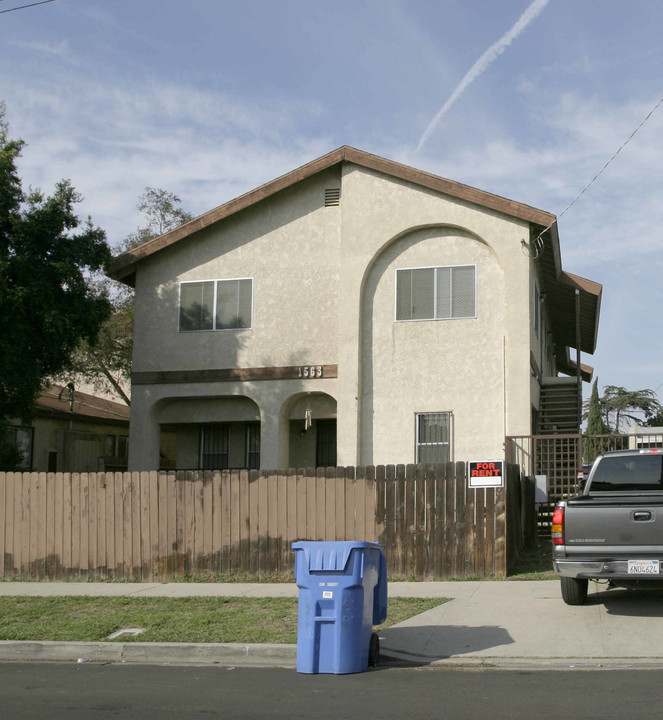 1563 W 205th St in Torrance, CA - Foto de edificio