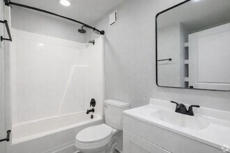 Meadowood Apartments in Nicholasville, KY - Building Photo - Building Photo