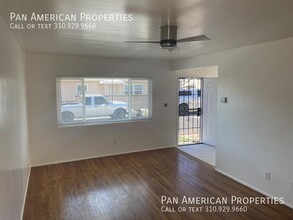 546 W D St in Ontario, CA - Building Photo - Building Photo