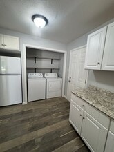 1129 Eugene Ave in Shasta Lake, CA - Building Photo - Building Photo